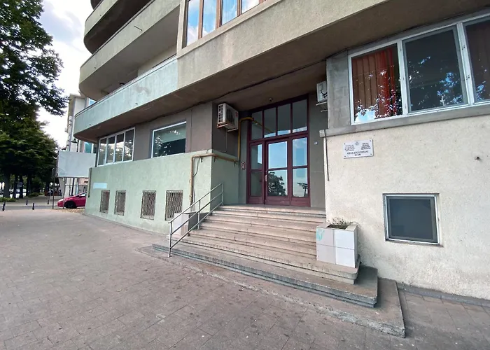 アパート Lovely Next To Casino コンスタンツァ